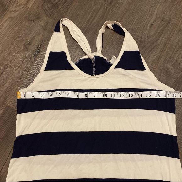 Gap Maternity maxi dress striped twist back - Picture 7 of 8